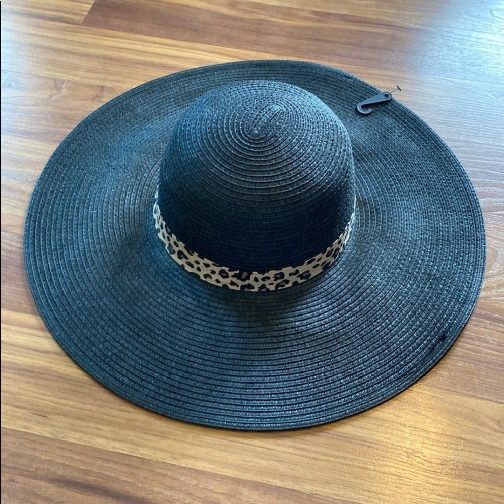 Express Black Wide Brim Sun Hat with Leopard Band
